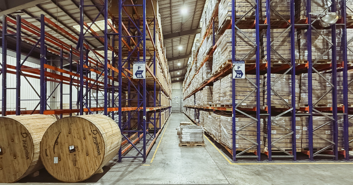 Racks del almacén fiscal de AFEAIMI